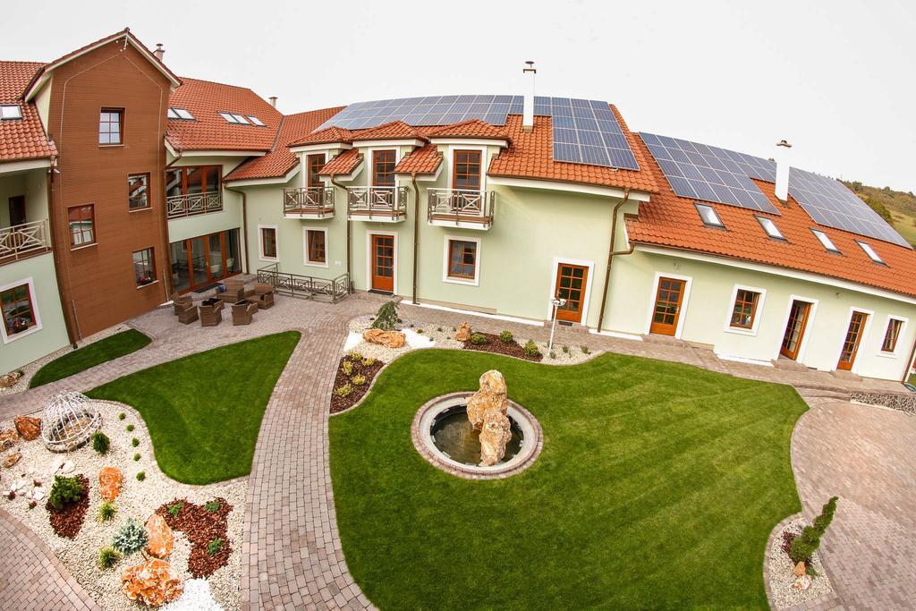 Penzion Tri Koruny Spisska Stara Ves Buitenkant foto